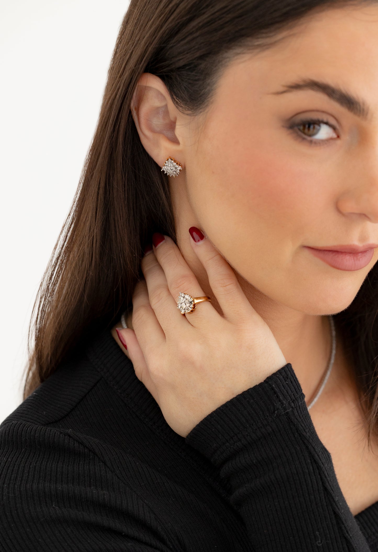 Pear-Shaped Diamond Cluster Ring